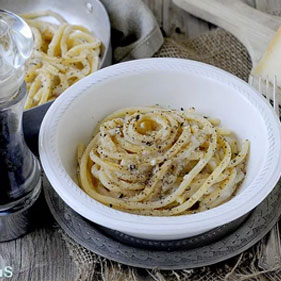 pici Siena Toscani, pici all'aglione, pici cacio e pepe, pici alle briciole, pici con la nana, pici al tartufo, pici al cinghiale